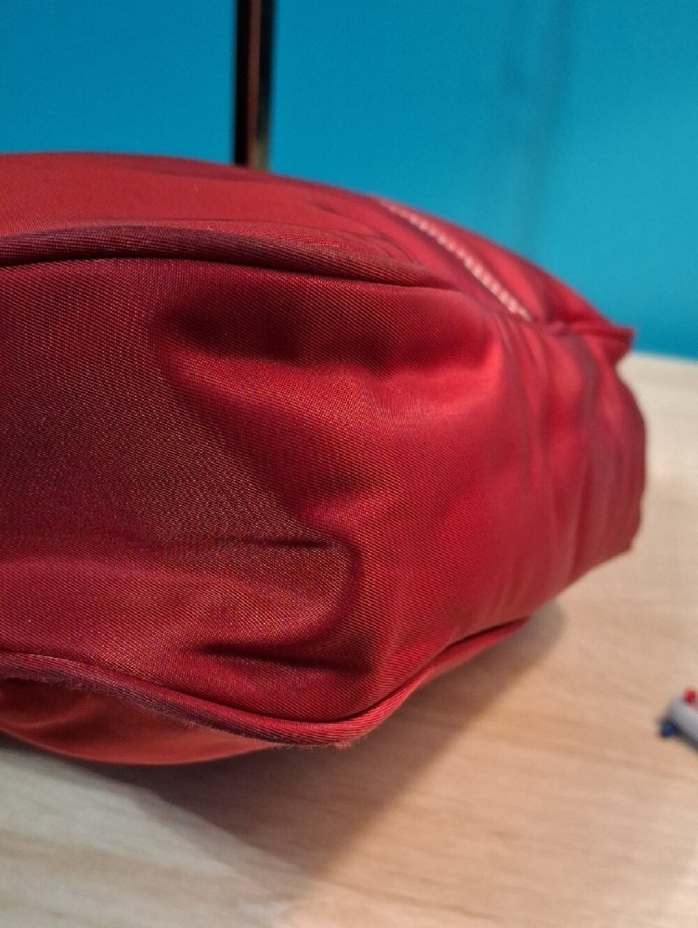 Dooney & Bourke Wayfarer Red Nylon Hobo Shoulder Bag with Brown Trim - Picture 6 of 15